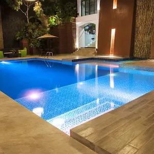 Grand Park Hotel