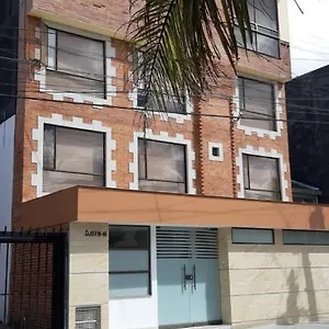 100 Wonderful House Bogotá